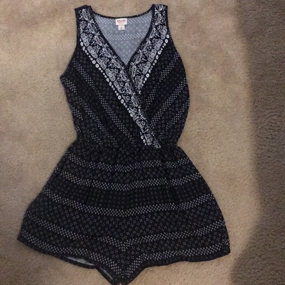 Romper - Picture 1 of 2